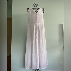 Style $ Co maxi sleeveless button down dress in white gauze